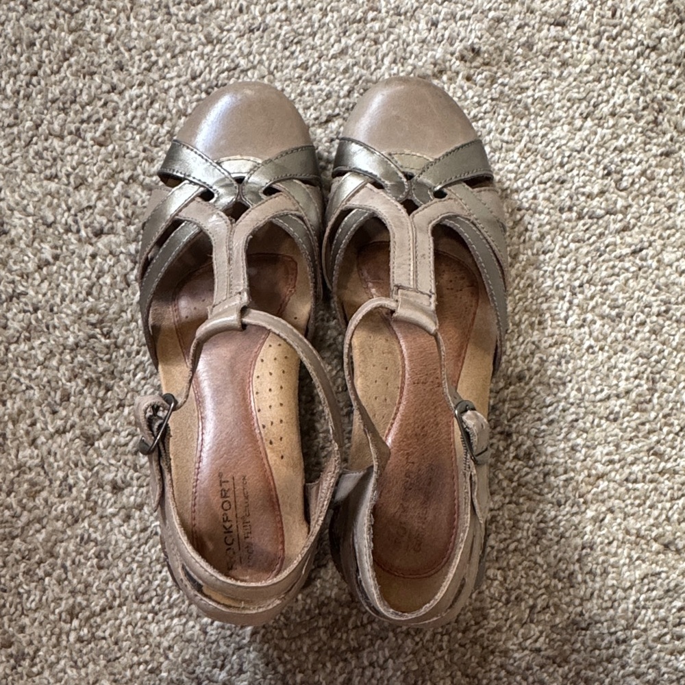 Rockport Women's Taupe Strappy Sandals